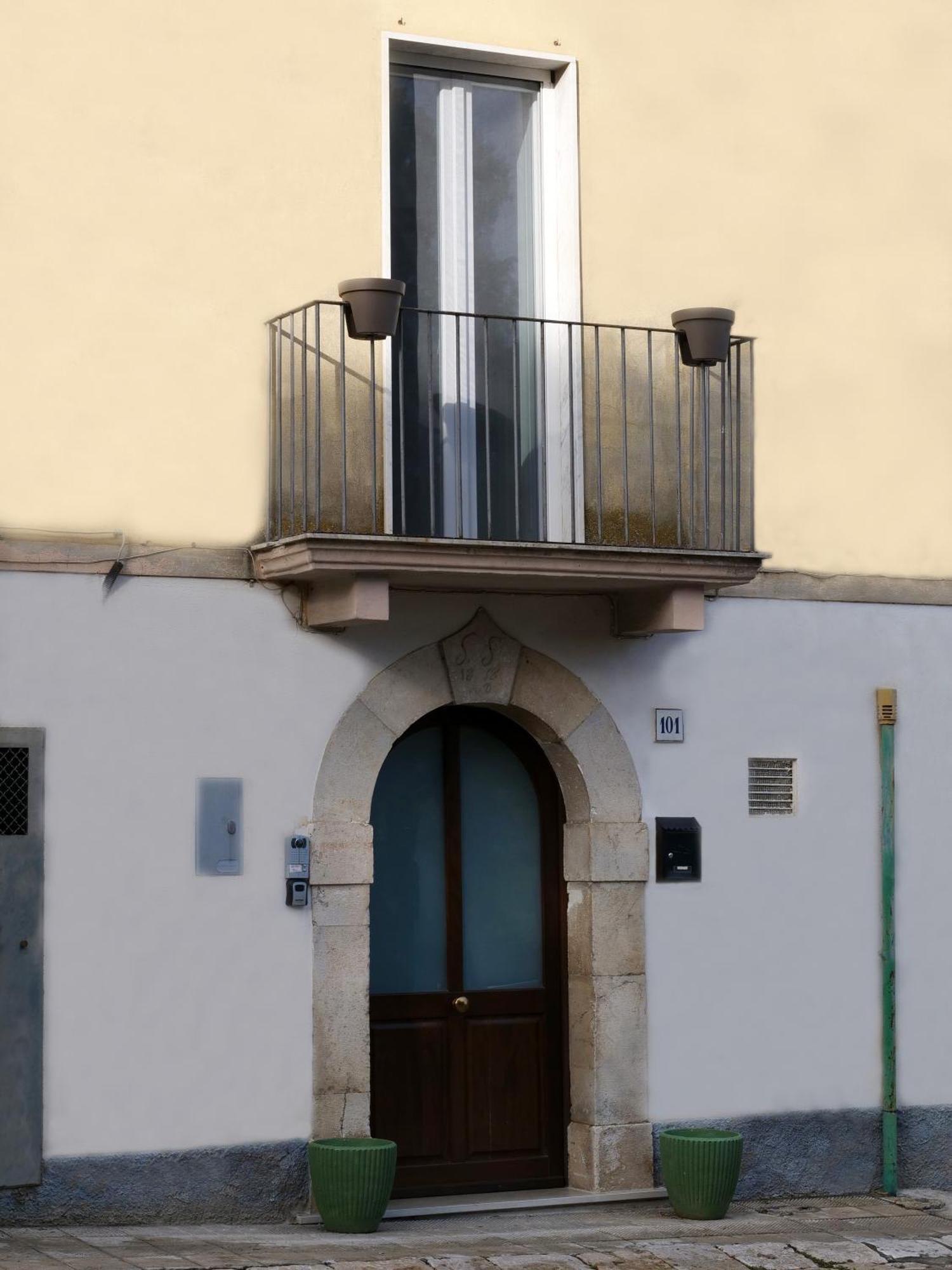 Porta Venosina Luxury House - Wifi E Netflix Gratis Apartment Melfi Exterior photo